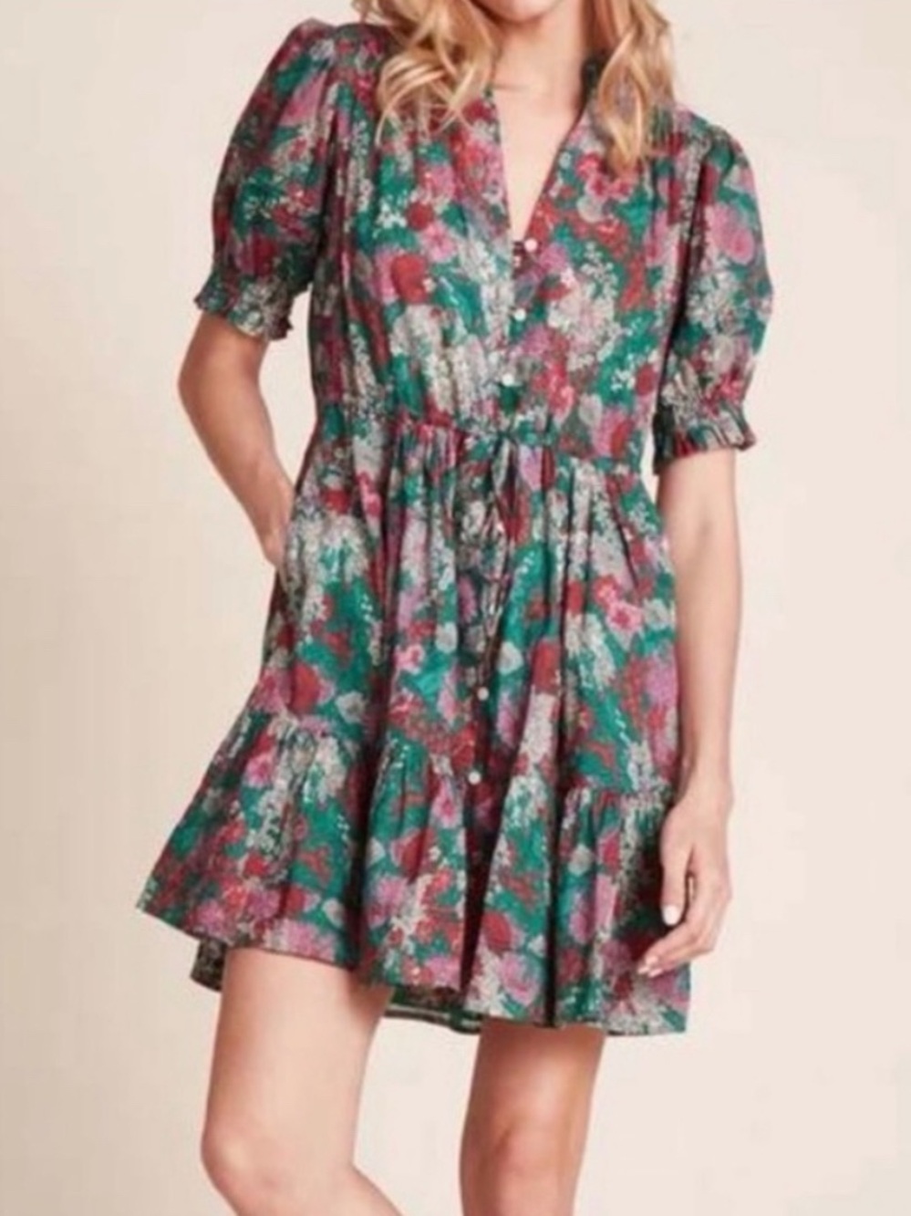 TROVATA Birds of Paradis Women’s Green Floral Tiered Button-Front Dress
